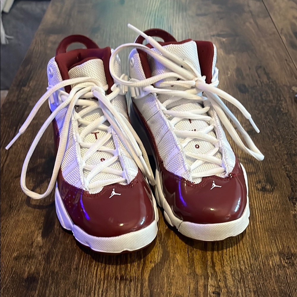 Like New Maroon/white Jordan’s High-Top Sneakers